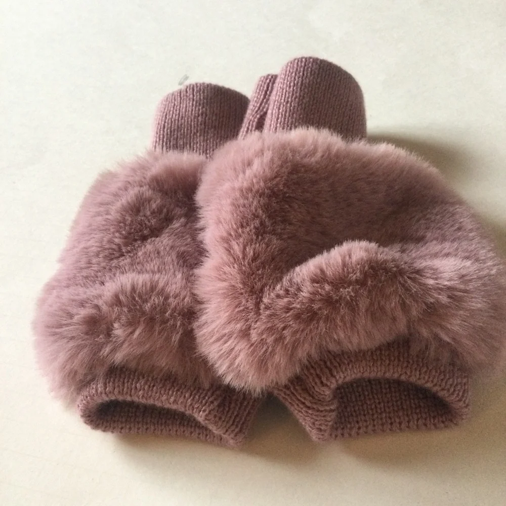 JOCELYN FAUX FUR FINGERLESS GLOVES MITTENS IN DUSTY ROSE  PINK NWOT